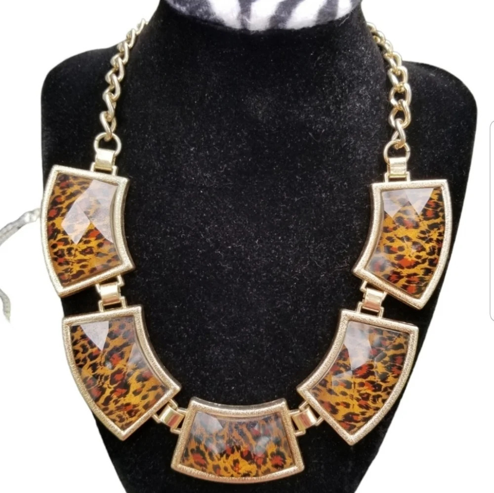 CHETTAH PRINT & GOLDTONED FASHION NECKLACE